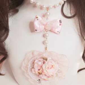 Heart Bouquet Necklace